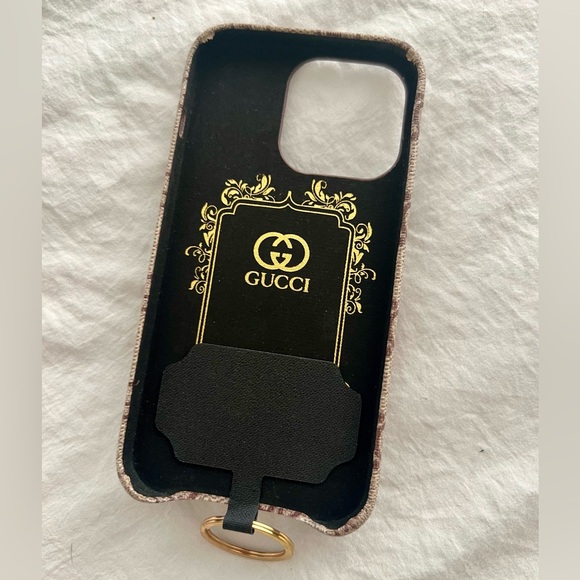 👑✅PRICE FIRM✅Monogram Fashion iPhone Crossbody GG Wallet Case. Like new! - Picture 3 of 14